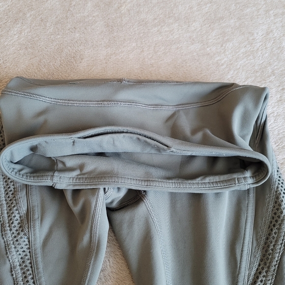 Lululemon Bootcamp Ready Tight 25" Grey Sage size 2 - Picture 13 of 14